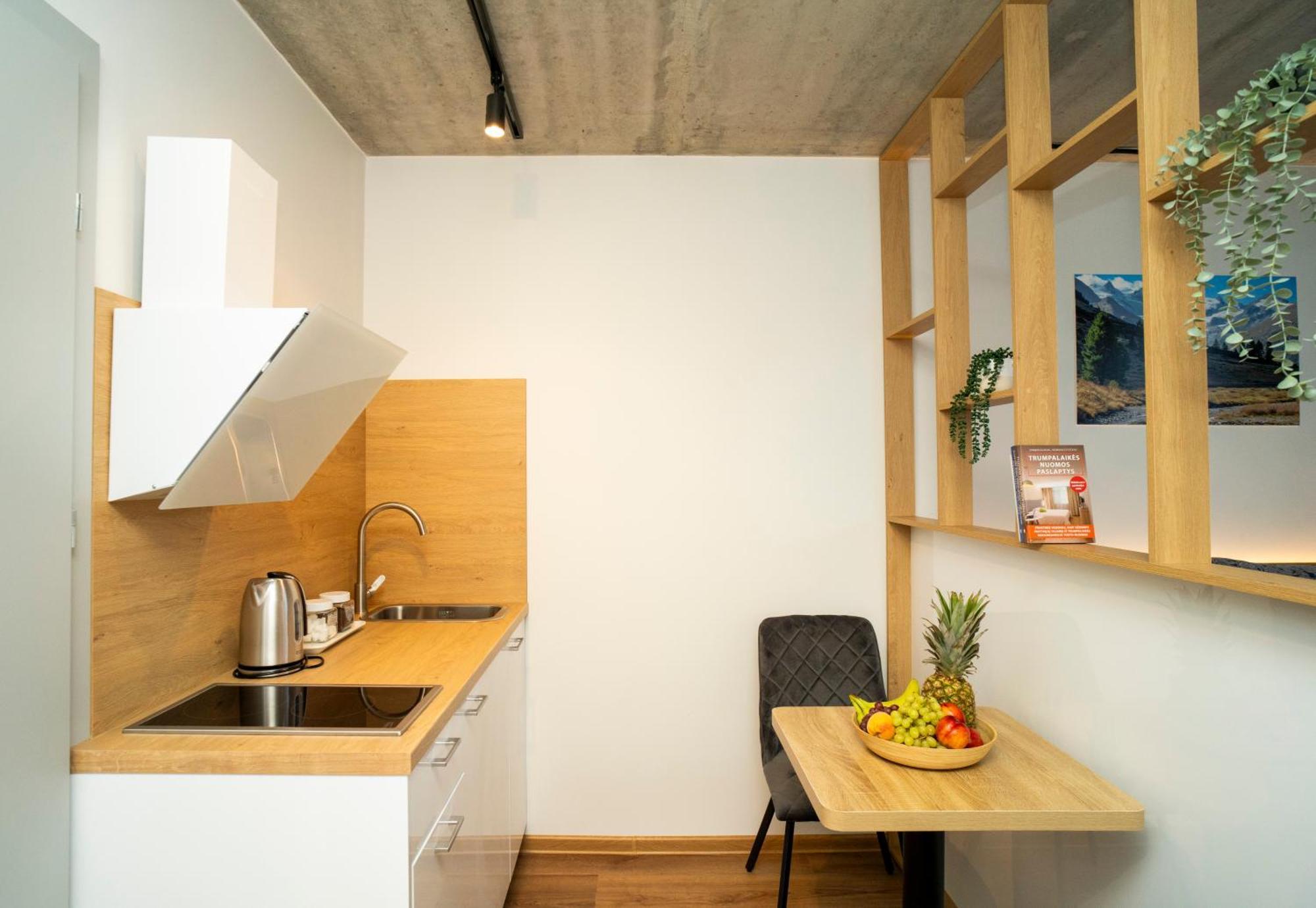 Fort63 Apartments Каунас Стая снимка